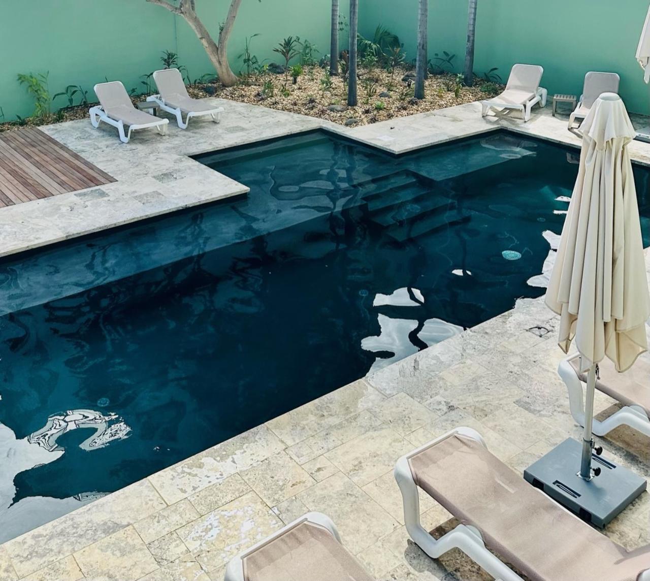 Residence Tropic Appart Hotel Saint-Gilles-les-Bains Buitenkant foto